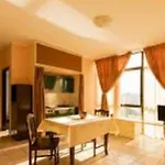 Cleotto Aparthotel 3*